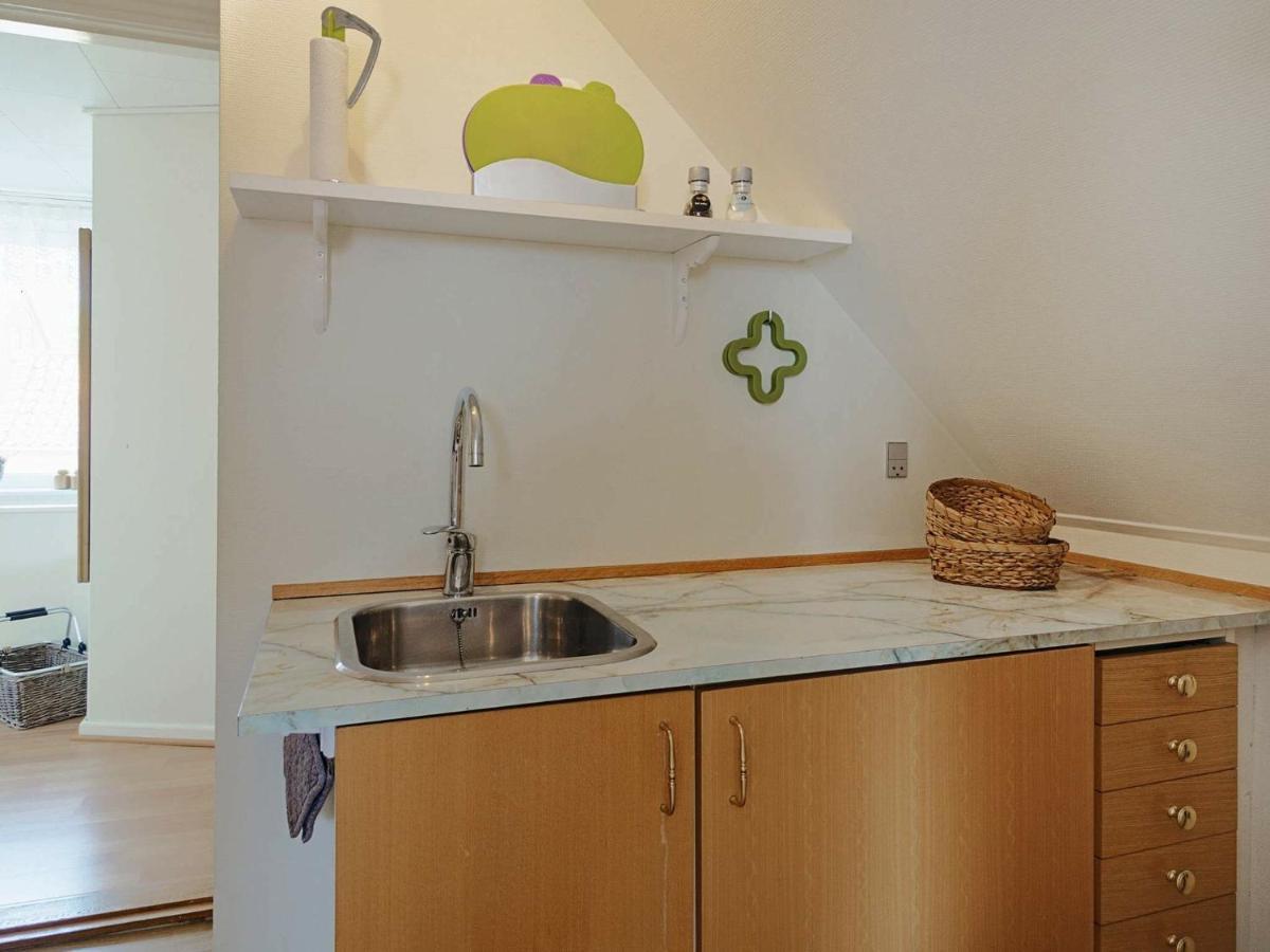 4 Person Holiday Home In Allinge Екстериор снимка